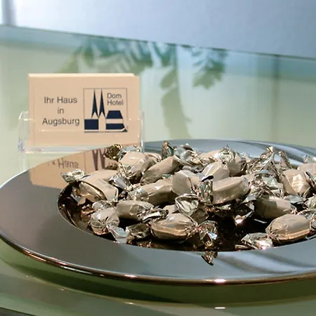 Dom Szálloda Augsburg